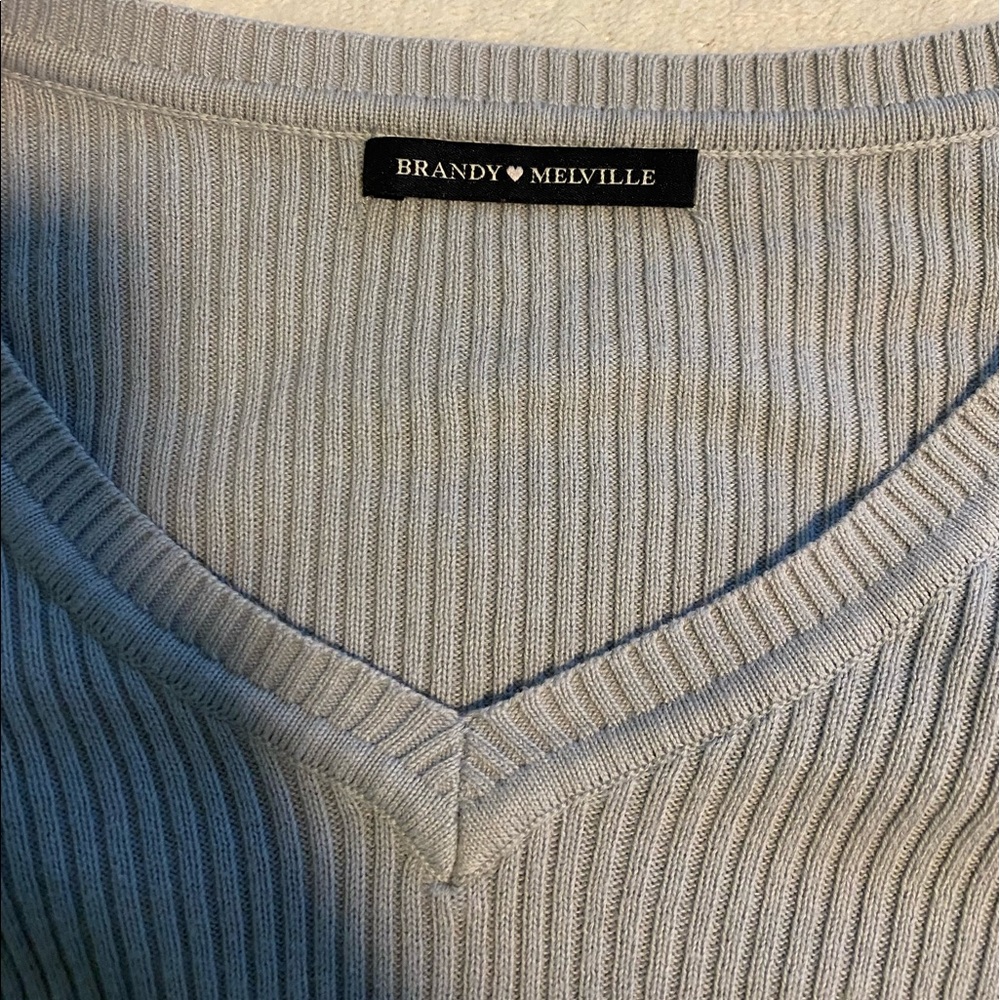 Brandy Melville cropped sweater